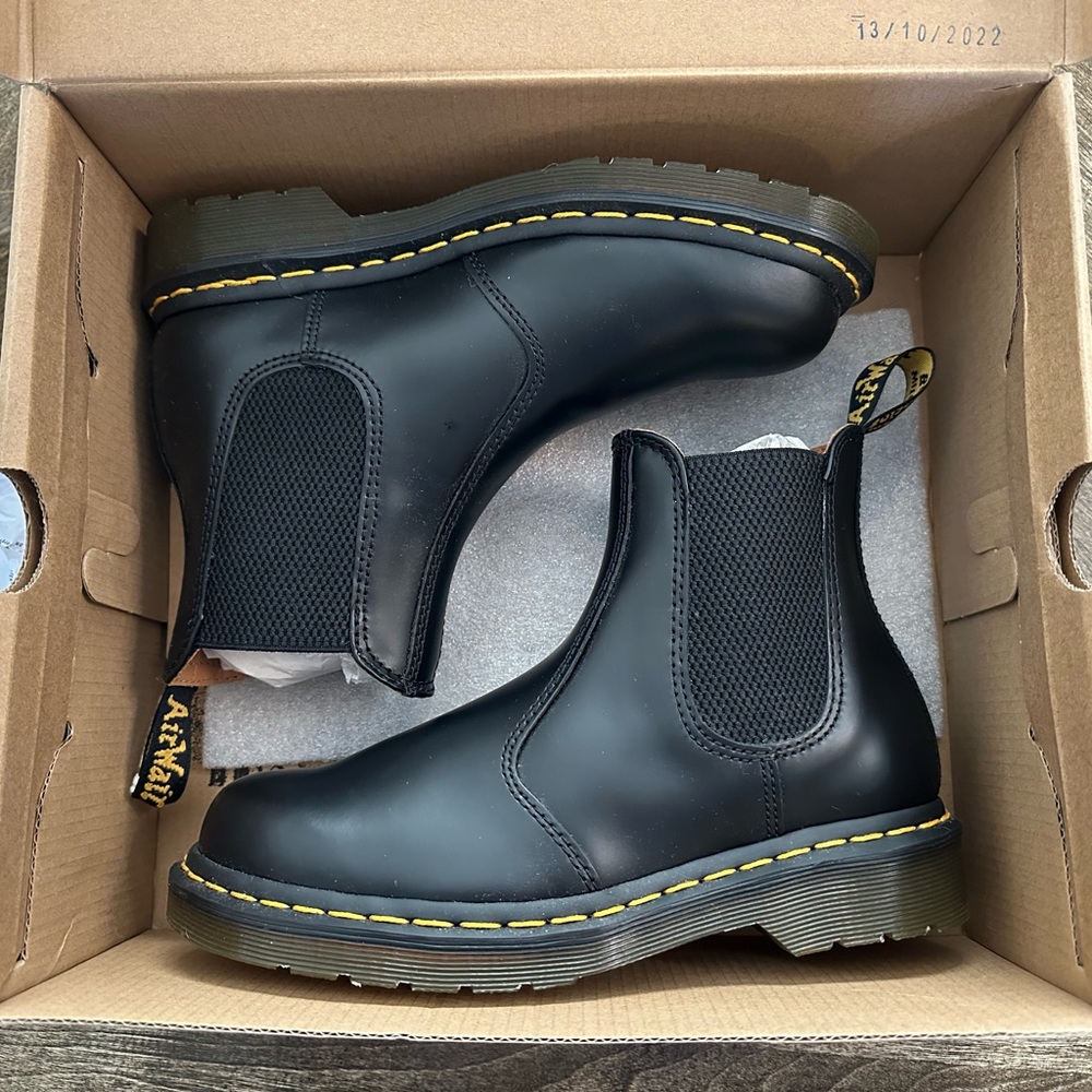 Dr. Martins Chelsea Boot | US Sz. 6